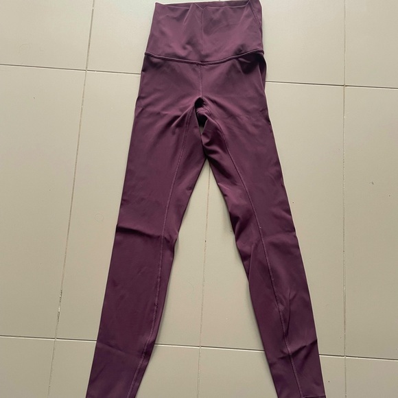 Wunder Under - Picture 3 of 3